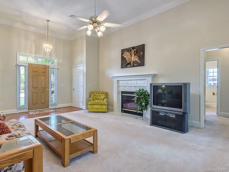 8383 Locksley Dr, Harrisburg, NC 28075