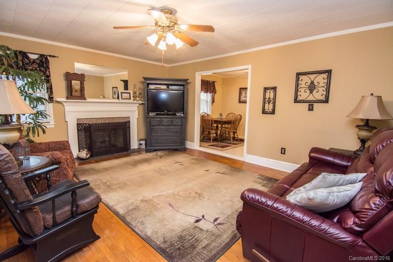 34 Pounds Ave, Concord, NC 28025