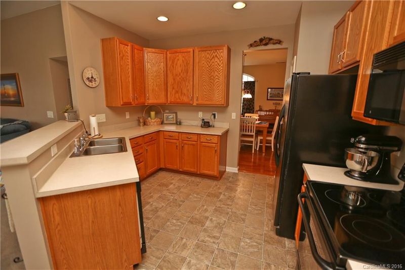 2719 Sunberry Ln, Concord, NC 28027
