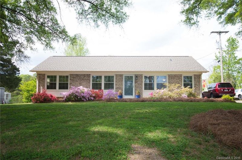 5815 Hillcrest Cir, Indian Trail, NC 28079