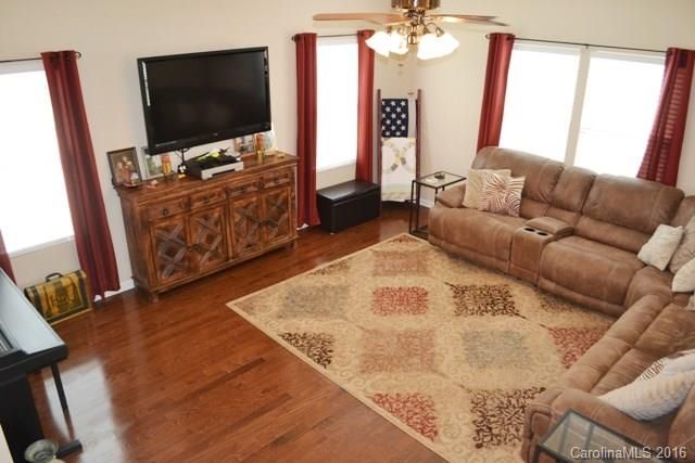 525 Dalkeith Ave, Rock Hill, SC 29732
