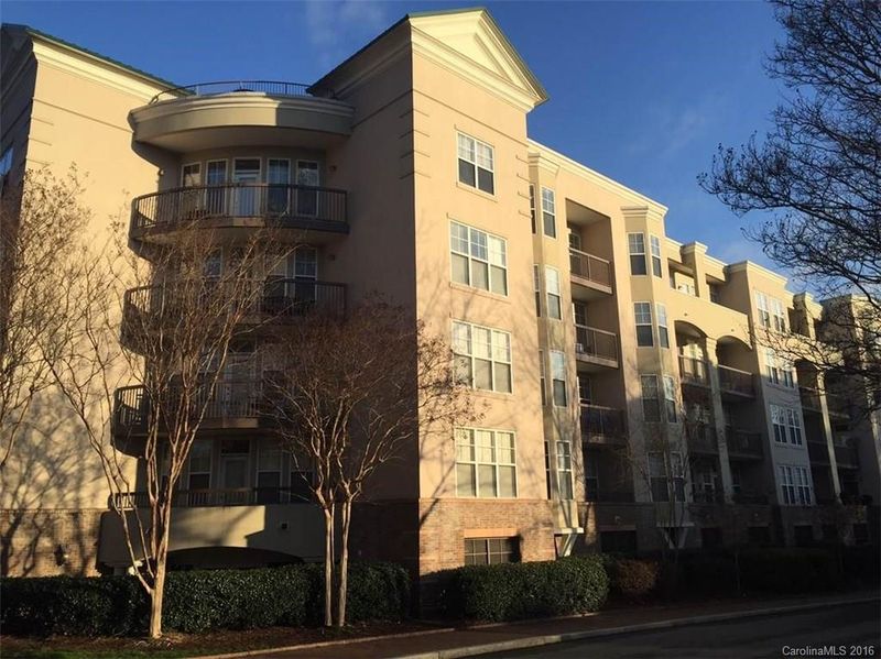 405 W 7th St #406, Charlotte, NC 28202