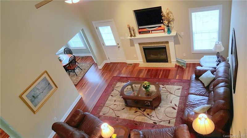 1767 30th Avenue Ct, Hickory, NC 28601
