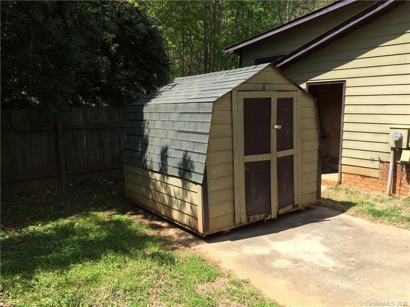 9418 Central Dr, Mint Hill, NC 28227