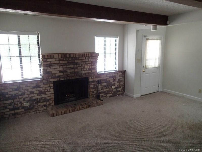 9111 Sharonbrook Dr #E, Charlotte, NC 28210
