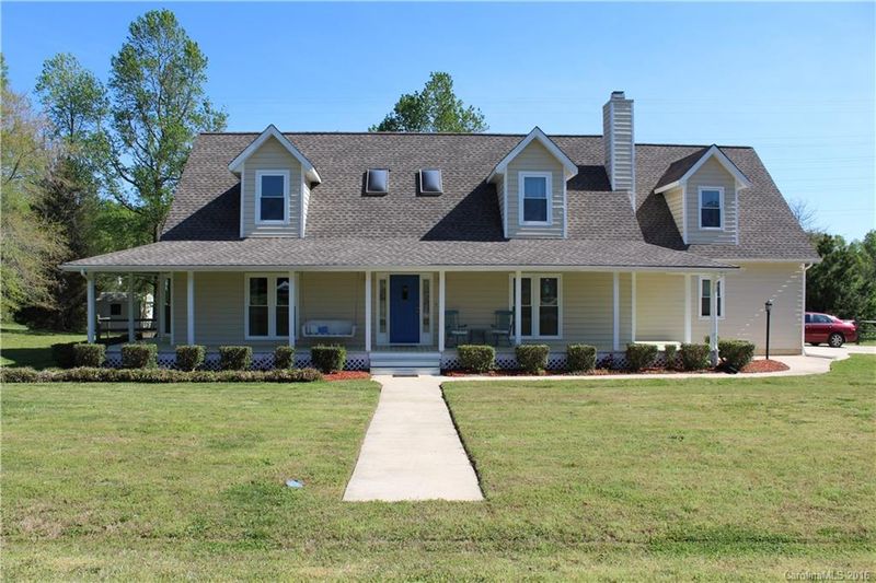 1574 Glenway Rd, Clover, SC 29710