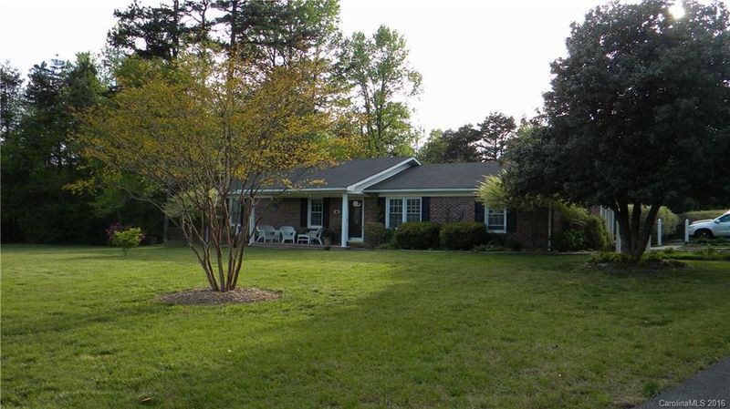 2143 M F Stewart Rd, Clover, SC 29710