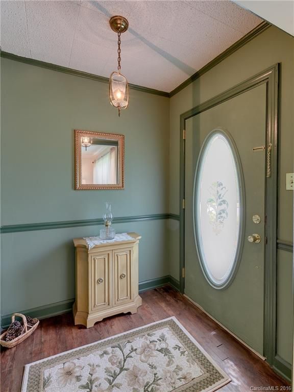 504 Pine Grove Ave, Cherryville, NC 28021