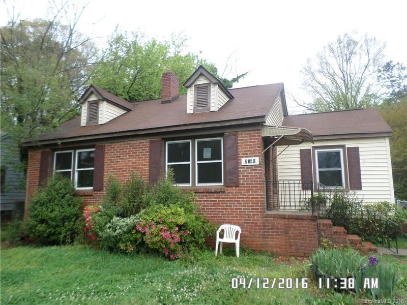 2740 Cowles Rd, Charlotte, NC 28208