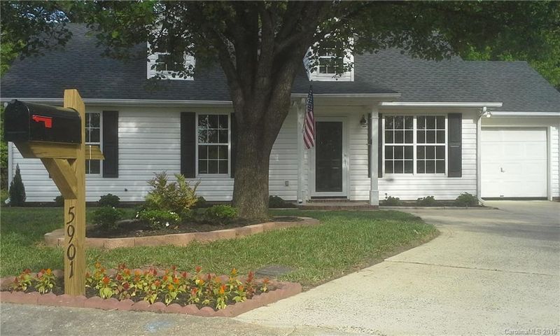 5901 Heathrow Ct, Monroe, NC 28110