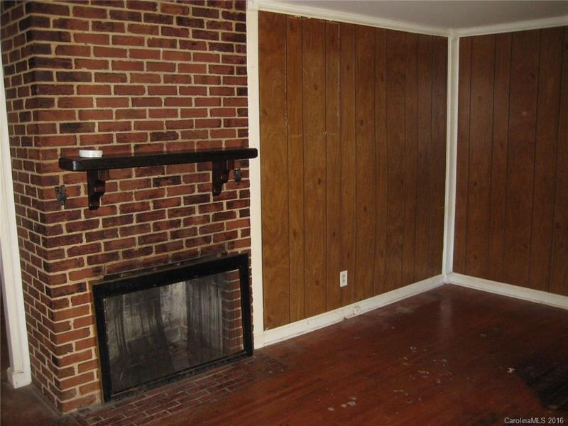 4313 Munsee St, Charlotte, NC 28213