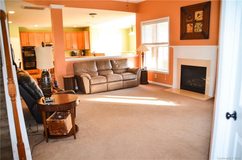 7878 Woodmere Dr, Harrisburg, NC 28075