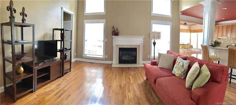 8504 Gresham Dr, Waxhaw, NC 28173