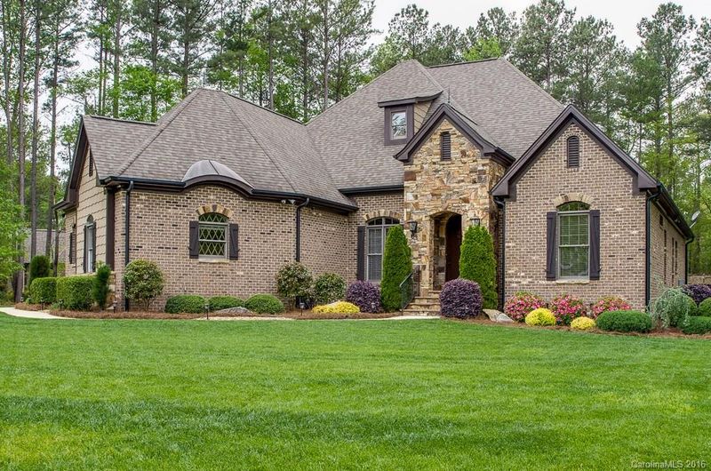 2920 Lake Front Dr, Belmont, NC 28012
