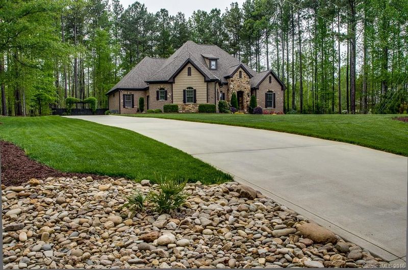 2920 Lake Front Dr, Belmont, NC 28012