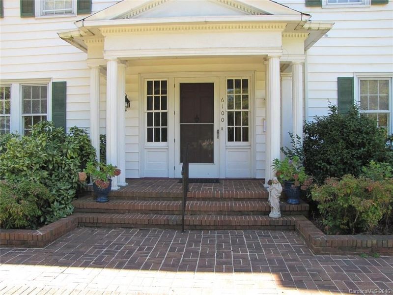 6100 Monroe Rd, Charlotte, NC 28212