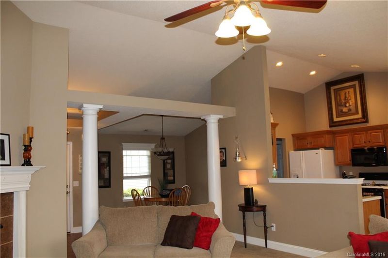 4011 Edgeview Dr #L64, Indian Trail, NC 28079