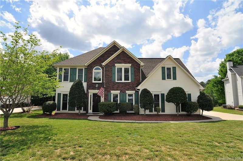 1197 Manor Oak Pl, Concord, NC 28027