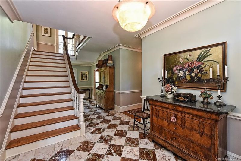 8375 Providence Rd, Charlotte, NC 28277