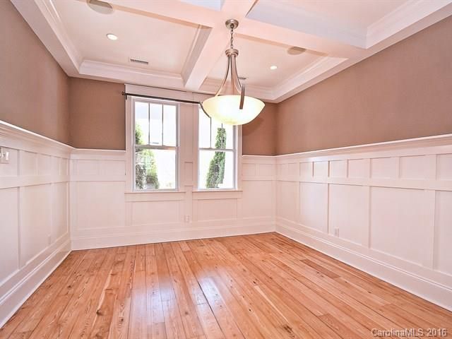 20009 Northport Dr, Cornelius, NC 28031
