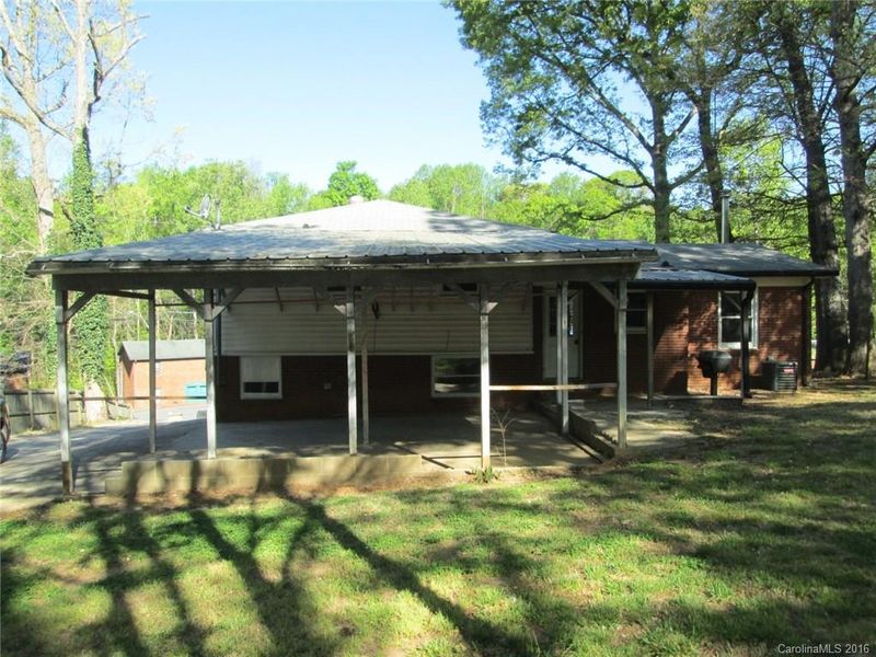 1435 Sherwood Dr, Kannapolis, NC 28081