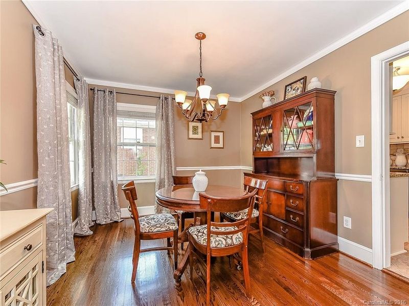 5423 Valley Forge Rd, Charlotte, NC 28210