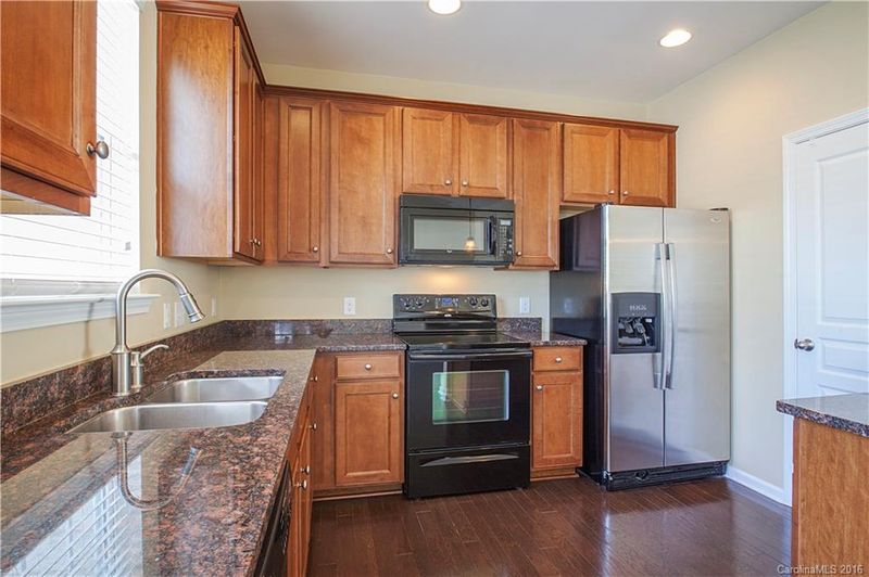 228 Falling Ridge Ln #151, Belmont, NC 28012