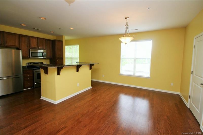 1521 Walnut View Dr #1521, Charlotte, NC 28208