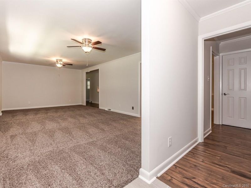 508 W 21st St #143, Kannapolis, NC 28081