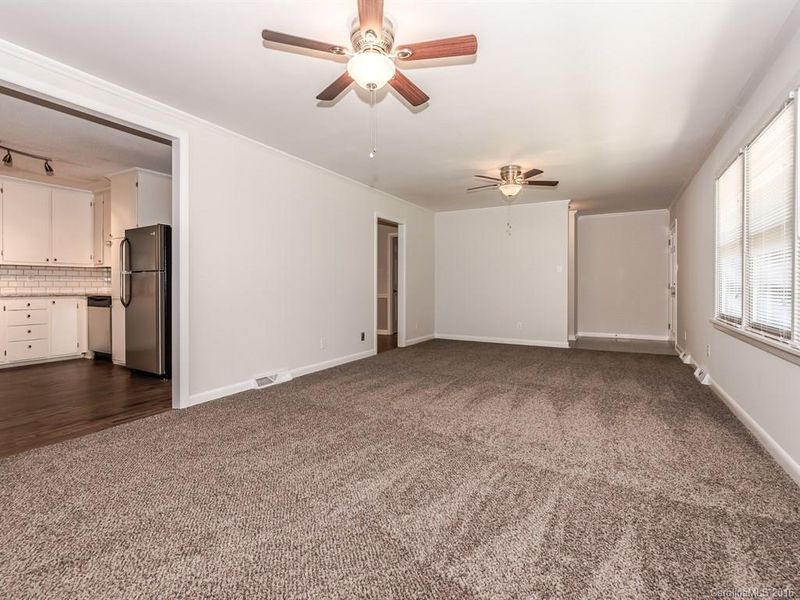 508 W 21st St #143, Kannapolis, NC 28081