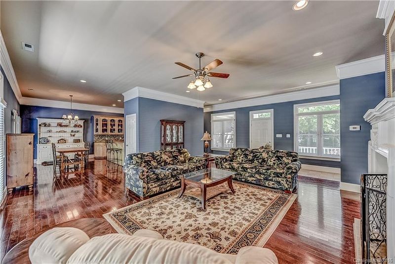 9482 Bayleaf Ln #2, Sherrills Ford, NC 28673