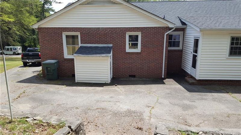 1027 Paramount Cir #9, Gastonia, NC 28052