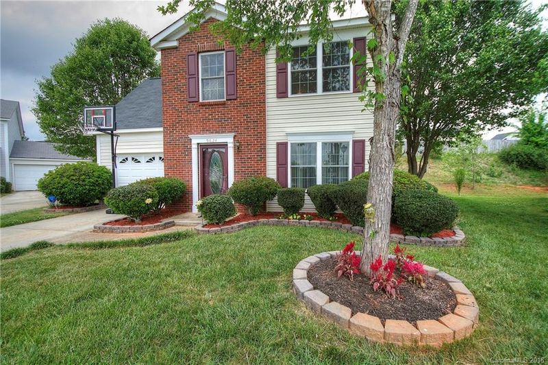 9624 Rau Ct, Charlotte, NC 28215