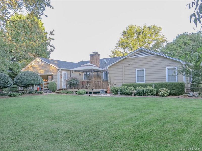 2180 Wynbourne Dr, Gastonia, NC 28056