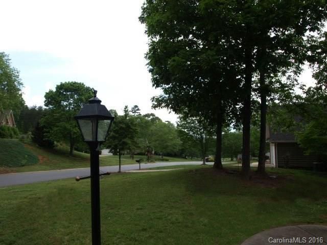 7068 Hunters Bluff Dr, Denver, NC 28037