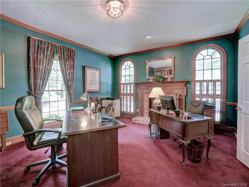 2133 Sutton Springs Rd, Charlotte, NC 28226