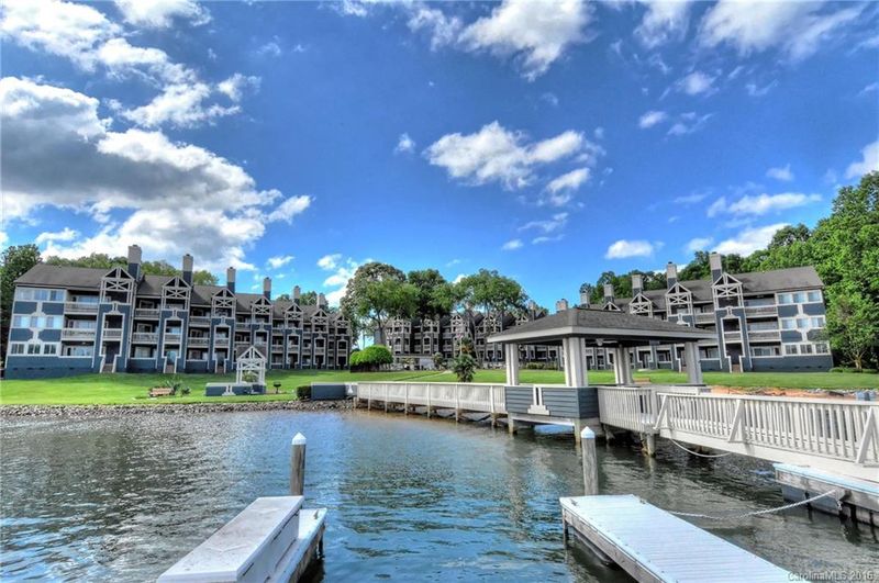 2135 Regatta Ln #313, Denver, NC 28037