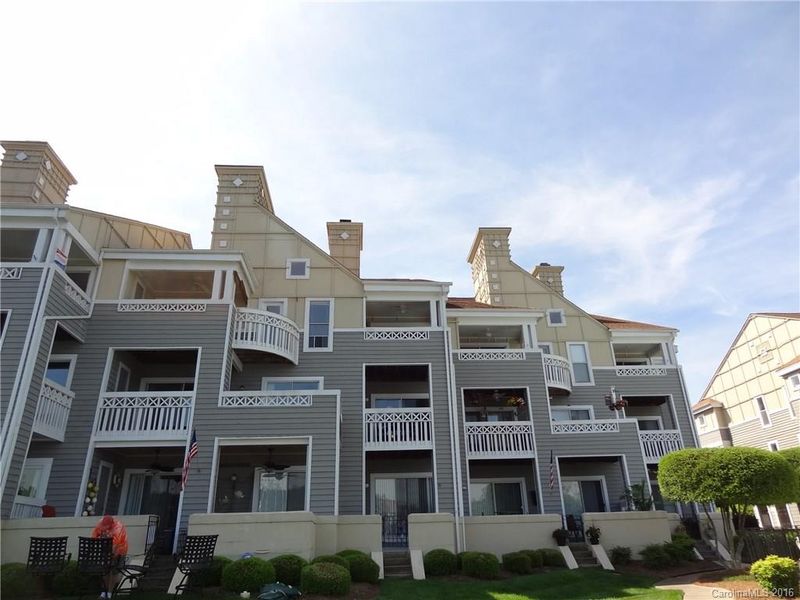 18741 Vineyard Point Ln #29, Cornelius, NC 28031
