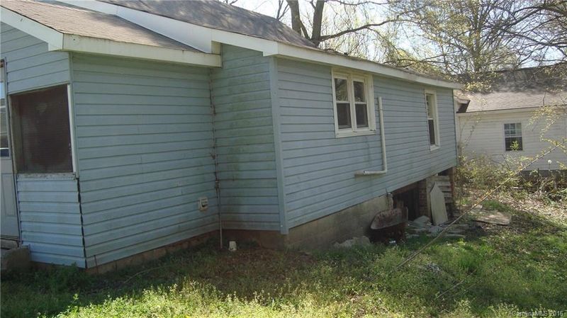 330 D St, Lincolnton, NC 28092