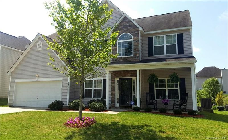 3524 Mallard Dr, Charlotte, NC 28216