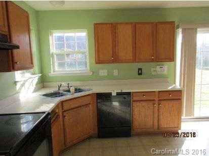 2109 Mallard Pointe Dr, Kannapolis, NC 28083