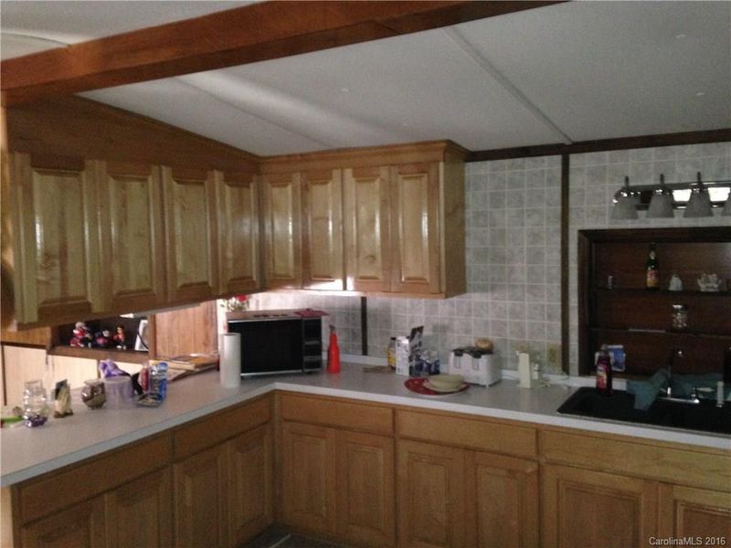 233 Hoyles Creek Rd, Dallas, NC 28034