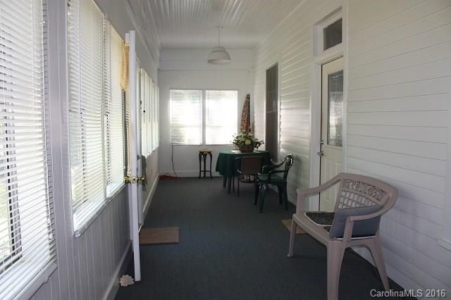 105 Duke St, Great Falls, SC 29055