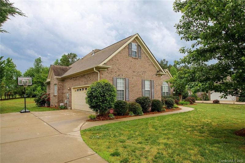 3007 Hunt Club Ave, Monroe, NC 28110
