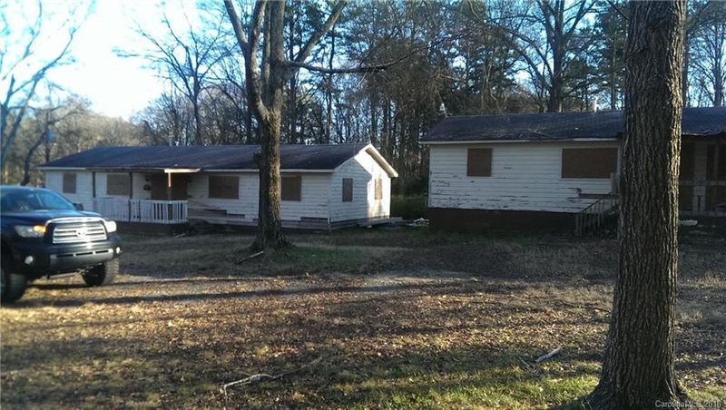 305 S Spargo St #A,B,C,D, Dallas, NC 28034