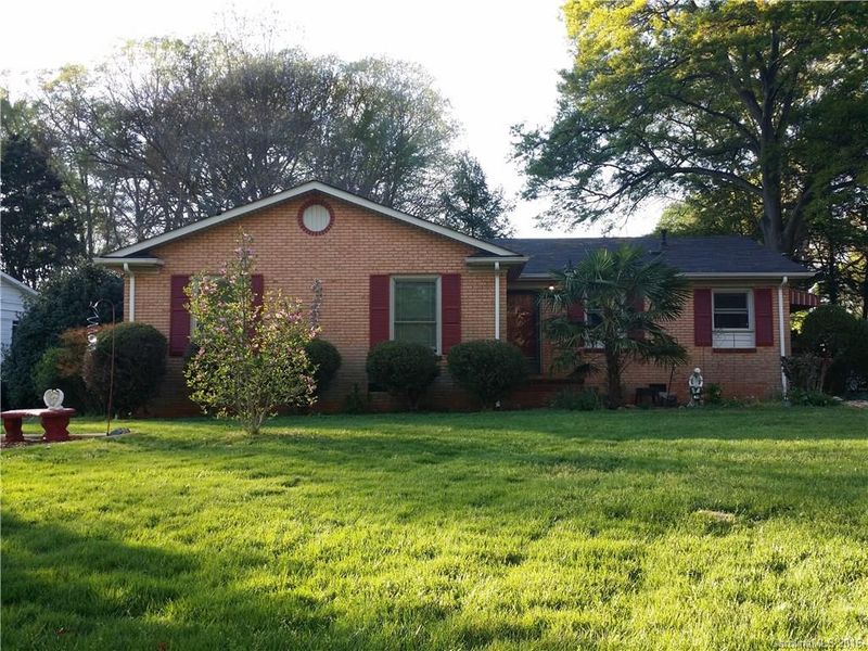 4715 Kipling Dr, Charlotte, NC 28212