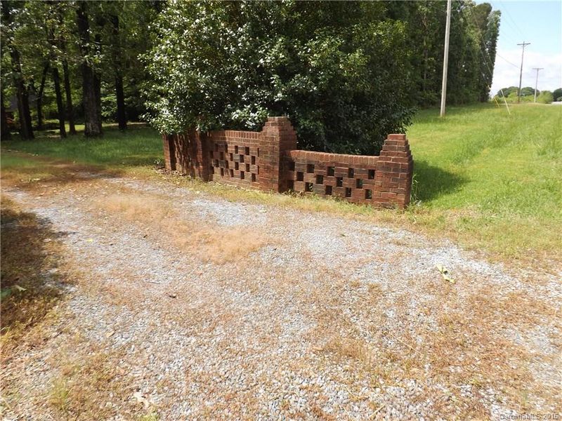 8815 Landsford Rd, Monroe, NC 28112