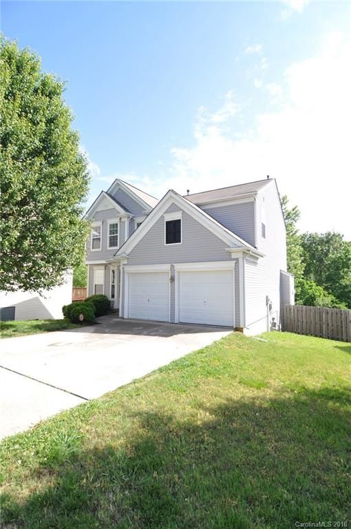 8844 Challenger Dr, Charlotte, NC 28213