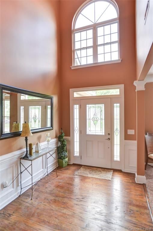 10911 Chamberlain Hall Ct, Charlotte, NC 28277