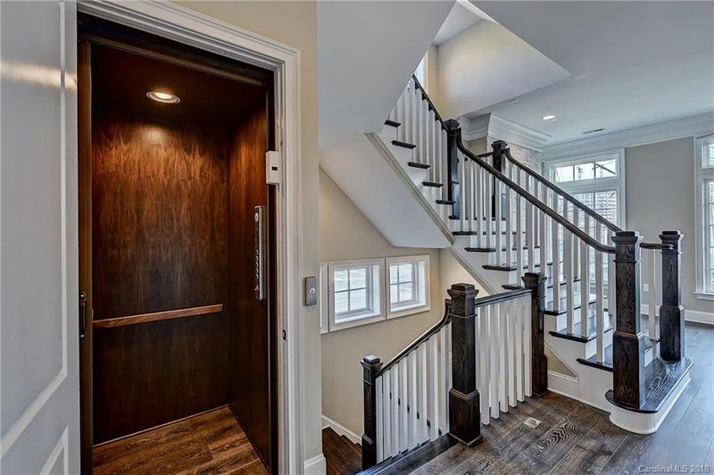 104 Carson Blvd E #1, Charlotte, NC 28203